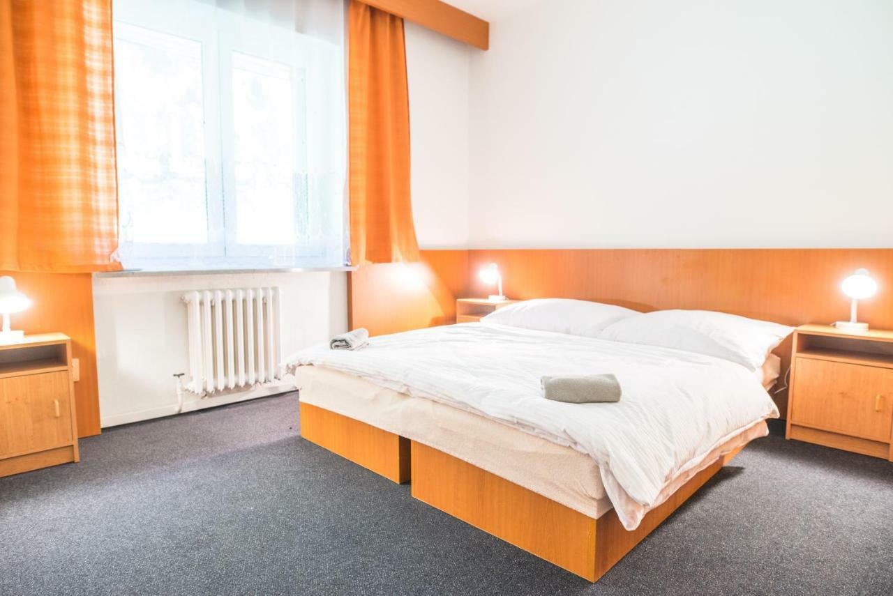 Horsky Hotel Kozubova Dolní Lomná Eksteriør billede